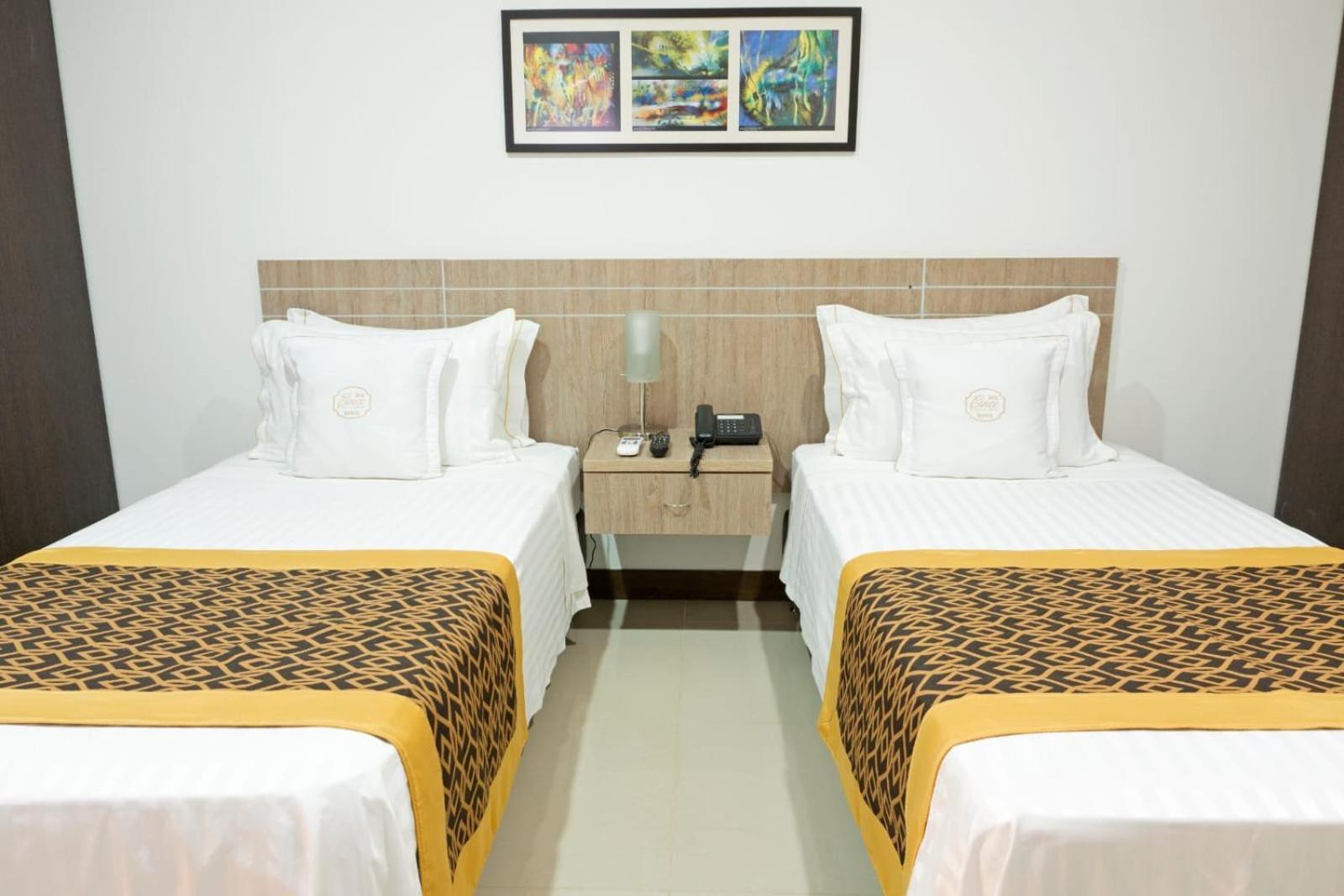 Hotel Cinco Montería Exteriör bild